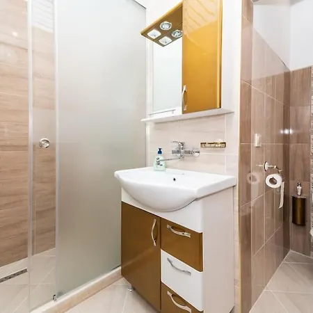 Apartment Sea Garden Two Bedroom Lux