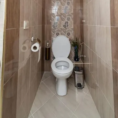 Apartment Sea Garden Two Bedroom Lux *